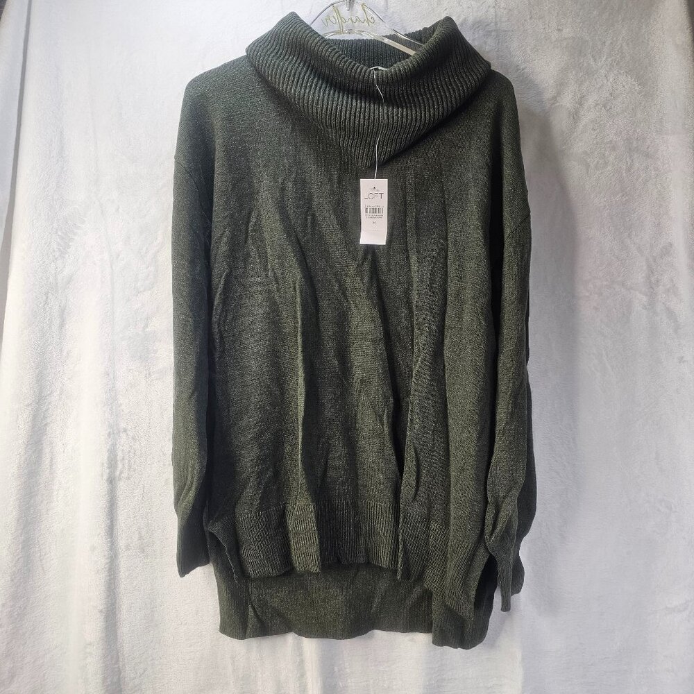 Loft Women Sweater Green Turtleneck Pullover Size M Relaxed Fit Long Sleeve